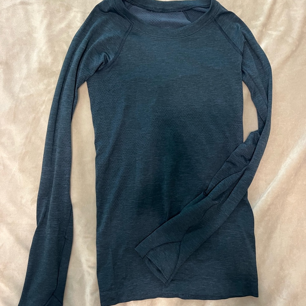 lululemon athletica Dark Gray Long Sleeve Tee